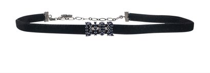 Christian Dior choker, front view